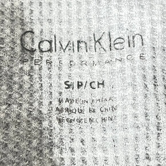 Calvin Klein Pullover Hoodie Sweater - Picture 6 of 6